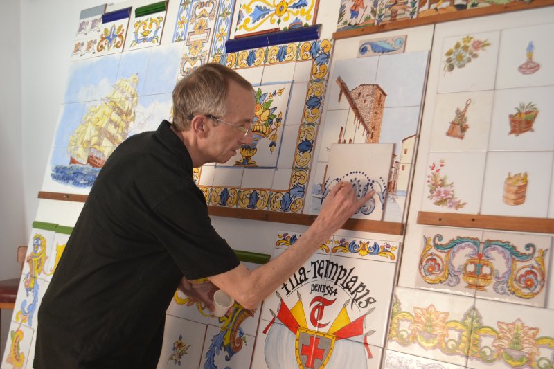 Azulejos pintados a mano con sello de identidad Azulejos pintados a mano con sello de identidad