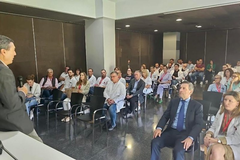 El conseller de Sanidad afirma que la reversión contará con la “colaboración plena” de la concesionaria  El conseller de Sanidad afirma que la reversión contará con la “colaboración plena” de la concesionaria