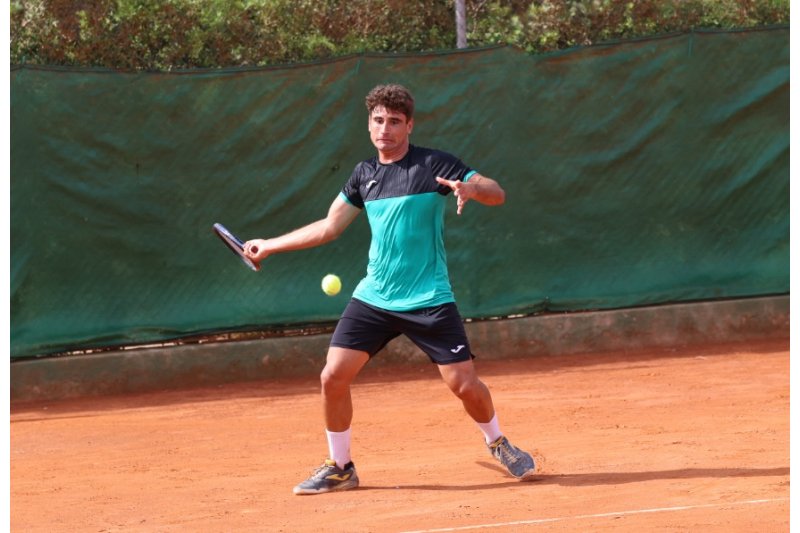 Sergi Pérez y Joan Torres ante su debut en el Torneo Orysol Dénia Sergi Pérez y Joan Torres ante su debut en el Torneo Orysol Dénia