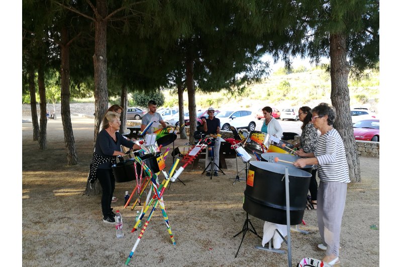 Steelpan: tambores caribeños al son de la Marina Alta Steelpan: tambores caribeños al son de la Marina Alta