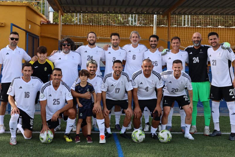 Revolución en la Liga Veteranos: Kamarka gana al Calpe, cae el Pedreguer y Javeahouses golea y se pone líder Revolución en la Liga Veteranos: Kamarka gana al Calpe, cae el Pedreguer y Javeahouses golea y se pone líder