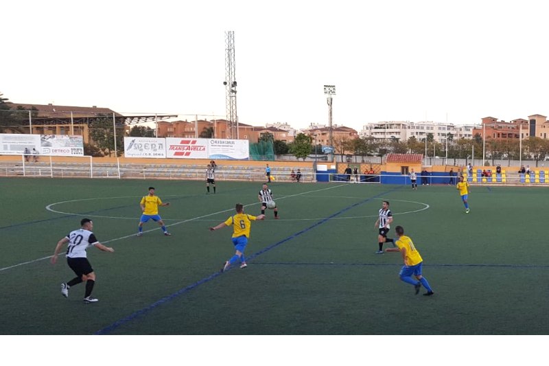 Fútbol Preferente: El Jávea es el único equipo de la comarca que gana en la décima jornada Fútbol Preferente: El Jávea es el único equipo de la comarca que gana en la décima jornada