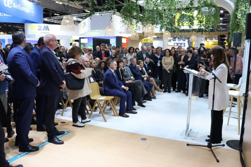 Baleària celebra sus 25 años de historia convertida en la naviera líder en España Baleària celebra sus 25 años de historia convertida en la naviera líder en España