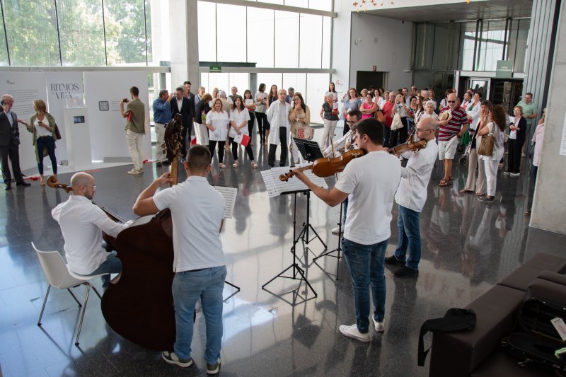 El Hospital de Dénia presenta una campaña para concienciar sobre problemas cardíacos con el primer metrónomo arrítmico de la Historia El Hospital de Dénia presenta una campaña para concienciar sobre problemas cardíacos con el primer metrónomo arrítmico de la Historia