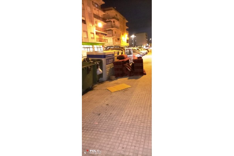 El contrato de la basura de Dénia saldrá a licitación por 68 millones e incluirá la incorporación del quinto contenedor El contrato de la basura de Dénia saldrá a licitación por 68 millones e incluirá la incorporación del quinto contenedor