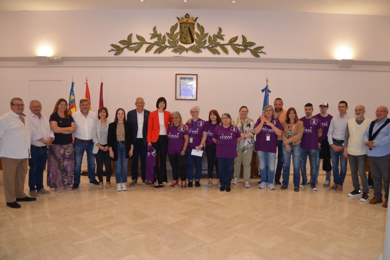 La ministra de Ciencia e Innovación destaca en Dénia la importancia de sumar más recursos a la investigación biosanitaria La ministra de Ciencia e Innovación destaca en Dénia la importancia de sumar más recursos a la investigación biosanitaria