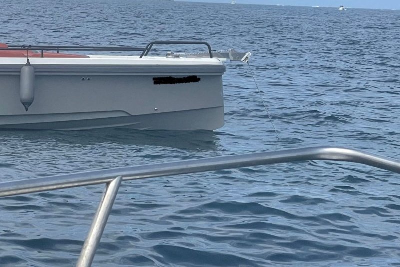 Fondean embarcaciones en zona prohibida de la reserva marina del Cabo de San Antonio  Fondean embarcaciones en zona prohibida de la reserva marina del Cabo de San Antonio