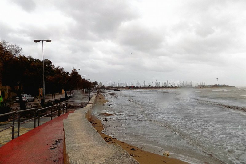 El temporal deja tras de si derribos y destrozos El temporal deja tras de si derribos y destrozos