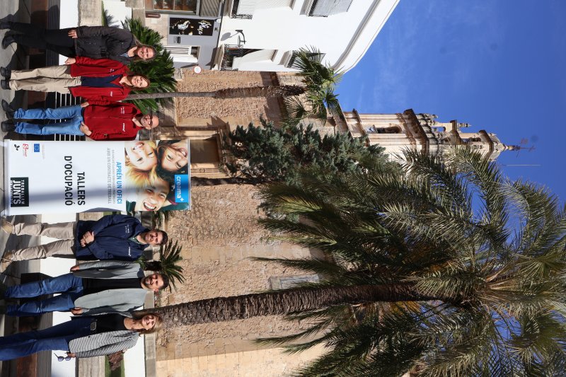 Pego incorpora a una dinamitzadora turística per a continuar amb la difusió de la seua història per la vila emmurallada  Pego incorpora a una dinamitzadora turística per a continuar amb la difusió de la seua història per la vila emmurallada