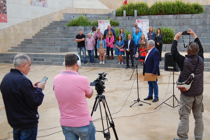 Miguel Donderis y Clara Pons acompañan a Mario Vidal en los primeros puestos de la lista de Gent de Dénia  Miguel Donderis y Clara Pons acompañan a Mario Vidal en los primeros puestos de la lista de Gent de Dénia