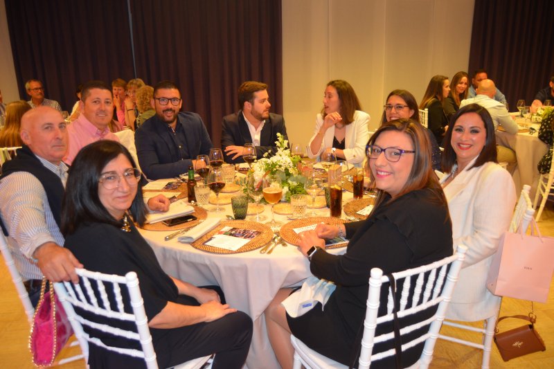 El PP se presenta como “el gobierno del cambio que dará a Dénia lo que se merece” El PP se presenta como “el gobierno del cambio que dará a Dénia lo que se merece”