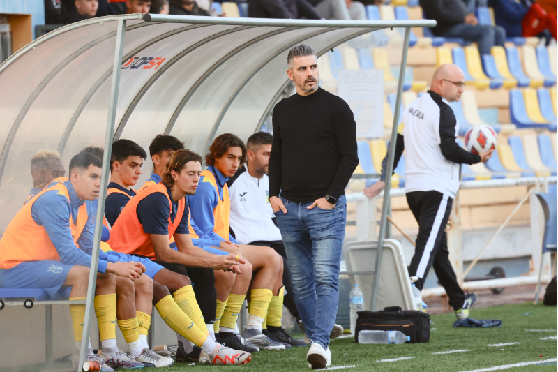 Fútbol Lliga Comunitat: Esteban deja el Dénia por un proyecto en el extranjero Fútbol Lliga Comunitat: Esteban deja el Dénia por un proyecto en el extranjero