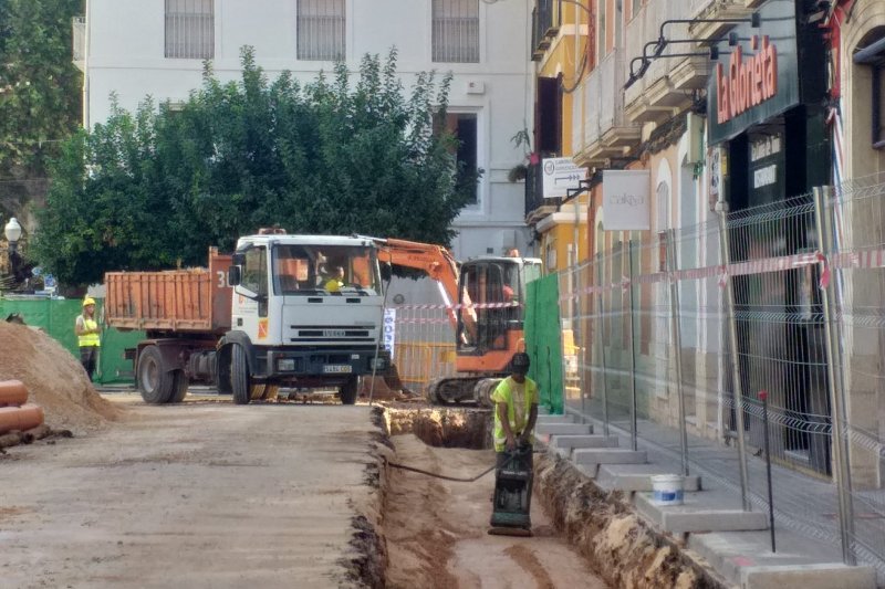 Un restaurante de la Glorieta de Dénia cierra sus puertas afectado por las obras   Un restaurante de la Glorieta de Dénia cierra sus puertas afectado por las obras