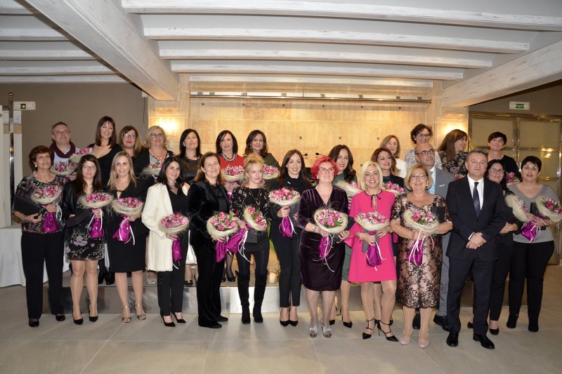 La gala de la hostelerÃa de Xàbia reconoce la profesionalidad y la dedicación de las mujeres del sector La gala de la hostelerÃa de Xàbia reconoce la profesionalidad y la dedicación de las mujeres del sector