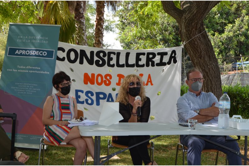 Aprosdeco denuncia que la Conselleria vuelve a deber dinero por la gestión de los centros ocupacional y de día  Aprosdeco denuncia que la Conselleria vuelve a deber dinero por la gestión de los centros ocupacional y de día