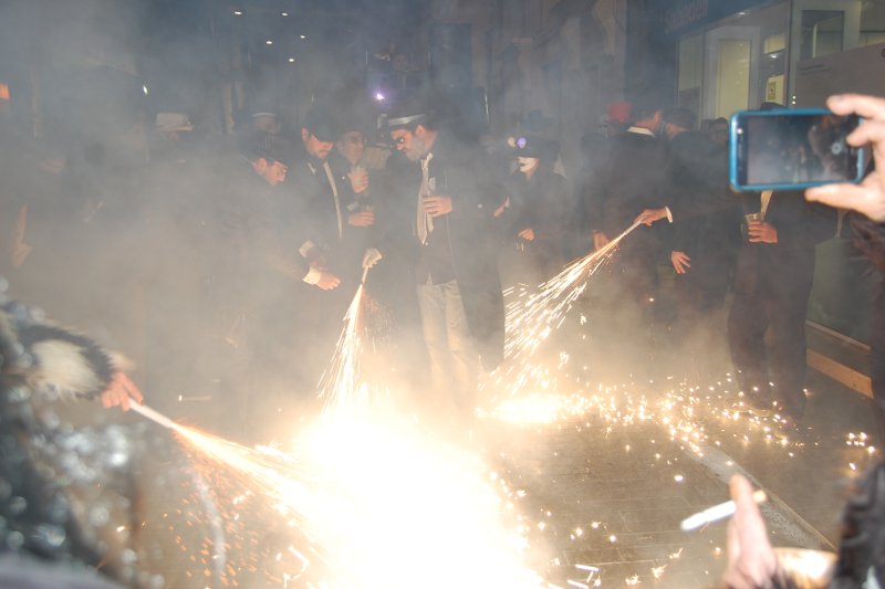 L’anarquia participativa postula la Pinyata com a festa alternativa a Pego L’anarquia participativa postula la Pinyata com a festa alternativa a Pego