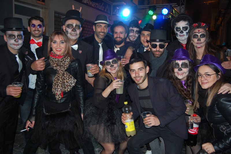 L’anarquia participativa postula la Pinyata com a festa alternativa a Pego L’anarquia participativa postula la Pinyata com a festa alternativa a Pego