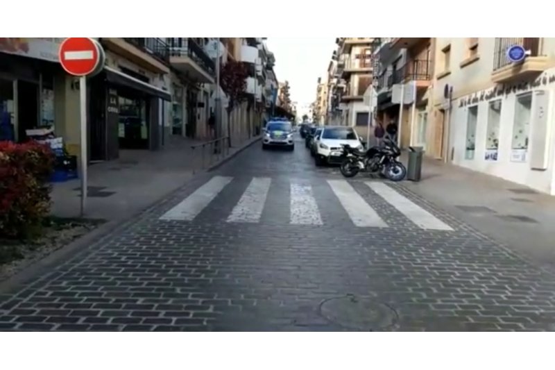 Xàbia cierra el parque de Pinosol, suspende el mercadillo y toma nuevas medidas para favorecer que los ciudadanos se queden en casa Xàbia cierra el parque de Pinosol, suspende el mercadillo y toma nuevas medidas para favorecer que los ciudadanos se queden en casa