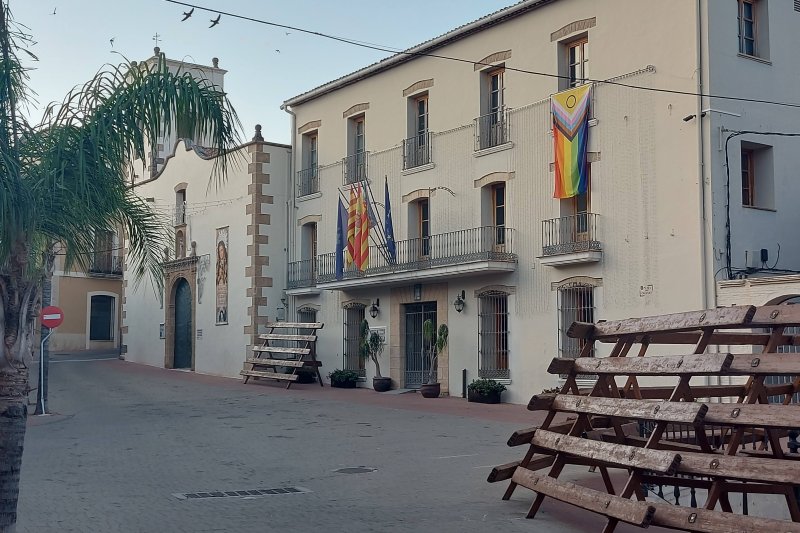 El muntatge de la infraestructura festera pel Sant Jaume d’Ondara pren forma El muntatge de la infraestructura festera pel Sant Jaume d’Ondara pren forma