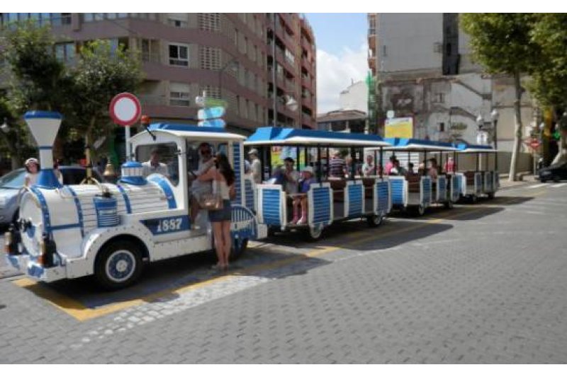 La Junta de Gobierno suspende temporalmente el tren turístico de Dénia por falta de seguridad La Junta de Gobierno suspende temporalmente el tren turístico de Dénia por falta de seguridad