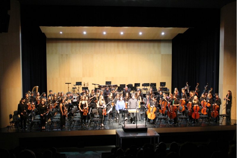 Ochenta estudiantes participan en el Encontre d´Orquestres del Auditori Teulada Moraira Ochenta estudiantes participan en el Encontre d´Orquestres del Auditori Teulada Moraira