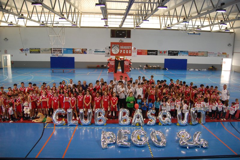El Club Bàsquet Pego es presenta com a pioner en integrar un equip inclusiu a la Marina Alta El Club Bàsquet Pego es presenta com a pioner en integrar un equip inclusiu a la Marina Alta