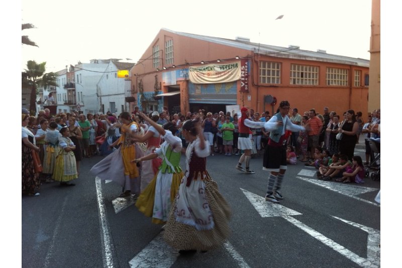 La Festa del Moscatell cambia de fecha y congrega a multitud de visitantes La Festa del Moscatell cambia de fecha y congrega a multitud de visitantes