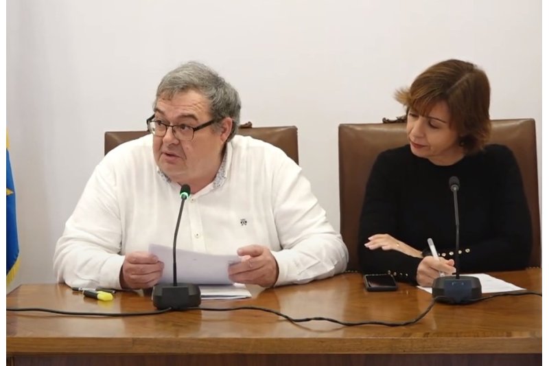 El Ayuntamiento de Dénia amortiza 3 millones de euros de deuda bancaria  El Ayuntamiento de Dénia amortiza 3 millones de euros de deuda bancaria