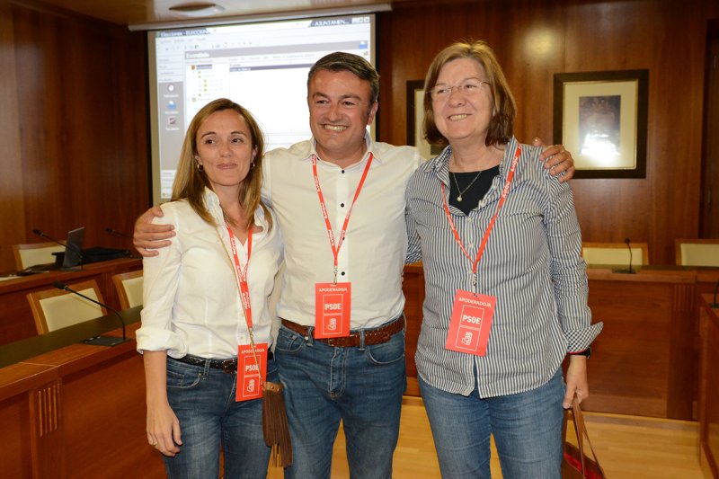 El PSOE de la Marina Alta se moviliza para abortar fugas de militancia El PSOE de la Marina Alta se moviliza para abortar fugas de militancia