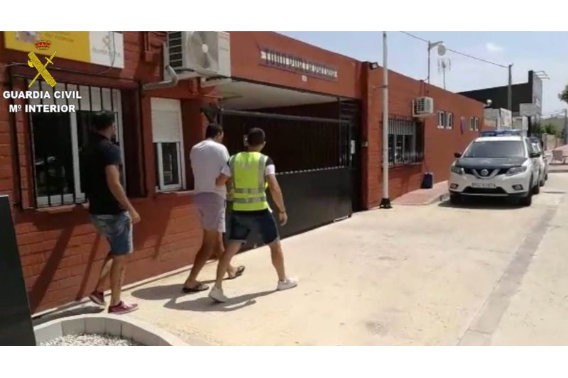 La Guardia Civil detiene al autor del robo de 700 kilos de cobre de las tuberías del gas en Teulada, Moraira y Benissa La Guardia Civil detiene al autor del robo de 700 kilos de cobre de las tuberías del gas en Teulada, Moraira y Benissa