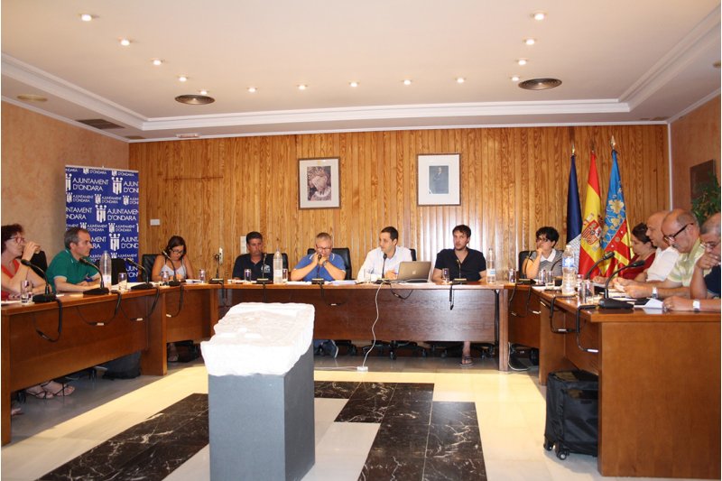 La corporació de Ondara aprova les modificacions de les taxes de fem, ocupació d’obra pública i publicitat en espais municipals La corporació de Ondara aprova les modificacions de les taxes de fem, ocupació d’obra pública i publicitat en espais municipals