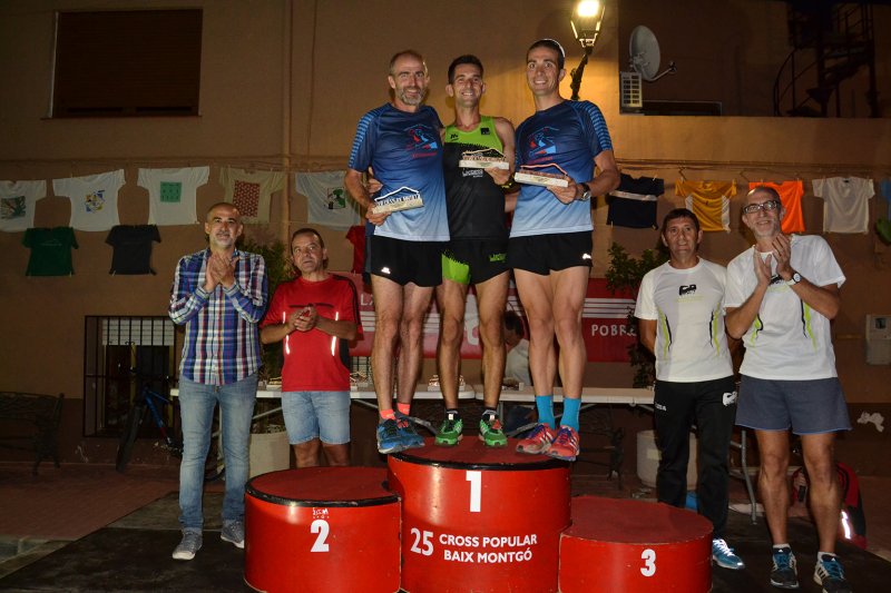 José Manuel García Barragan i Maria Isabel Ferrer guanyen la vint-i-cinc edició del Cross Baix Montgó  José Manuel García Barragan i Maria Isabel Ferrer guanyen la vint-i-cinc edició del Cross Baix Montgó