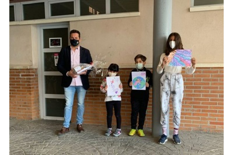 Clara Morell, Victor Miralles i Nor Garcia ganan el concurso de dibujo Tot l’any 8 de març de El Verger Clara Morell, Victor Miralles i Nor Garcia ganan el concurso de dibujo Tot l’any 8 de març de El Verger