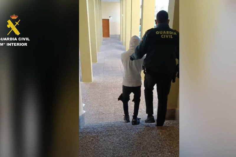 Ingresan en prisión dos vecinos del Poble Nou de Benitatxell por robos en estaciones de servicio  Ingresan en prisión dos vecinos del Poble Nou de Benitatxell por robos en estaciones de servicio