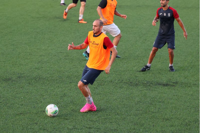 Los jugadores del CD Dénia se plantan y no iniciarán la pretemporada este viernes por los impagos Los jugadores del CD Dénia se plantan y no iniciarán la pretemporada este viernes por los impagos