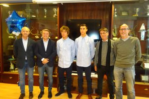 El Club Náutico de Jávea rinde homenaje a los hermanos Luján por su título mundial en 420