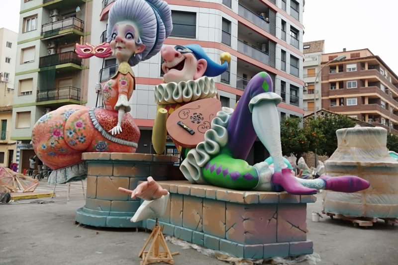 Saladar, la falla más madrugadora  Saladar, la falla más madrugadora