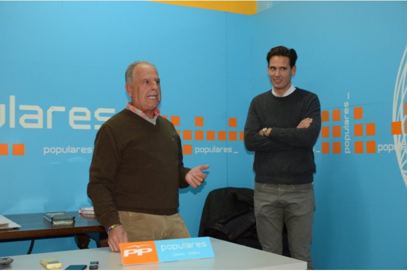 El PP de Xàbia considera un “error” y “una falta de sensibilidad” que la programación cultural se promocione exclusivamente en valenciano El PP de Xàbia considera un “error” y “una falta de sensibilidad” que la programación cultural se promocione exclusivamente en valenciano