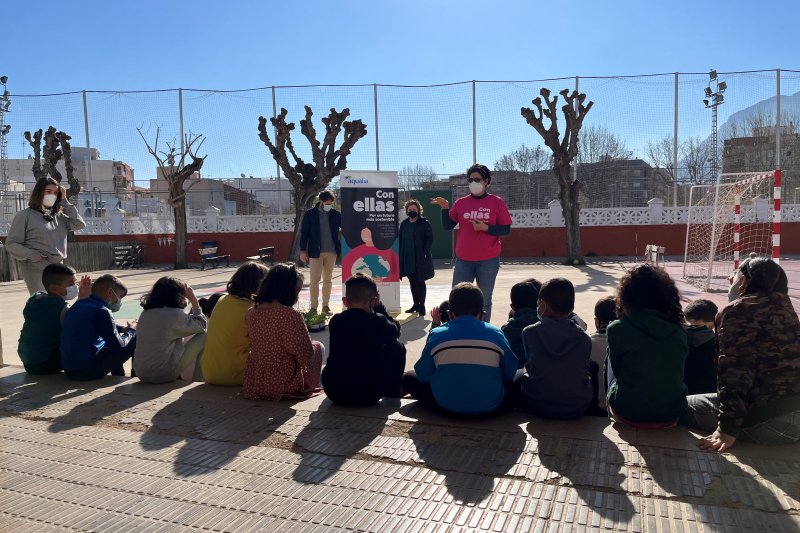 250 escolares  250 escolares