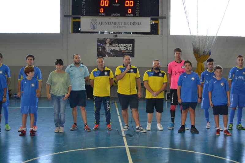 Fútbol Sala: El Dianense se presenta ofreciendo una gran imagen ante la selección de La Safor Fútbol Sala: El Dianense se presenta ofreciendo una gran imagen ante la selección de La Safor