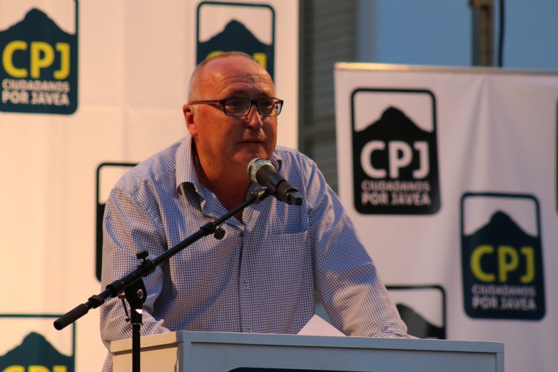 Juan Ortolà (CpJ): “No pararemos hasta que estén arreglados todos los barrios de Xàbia” Juan Ortolà (CpJ): “No pararemos hasta que estén arreglados todos los barrios de Xàbia”