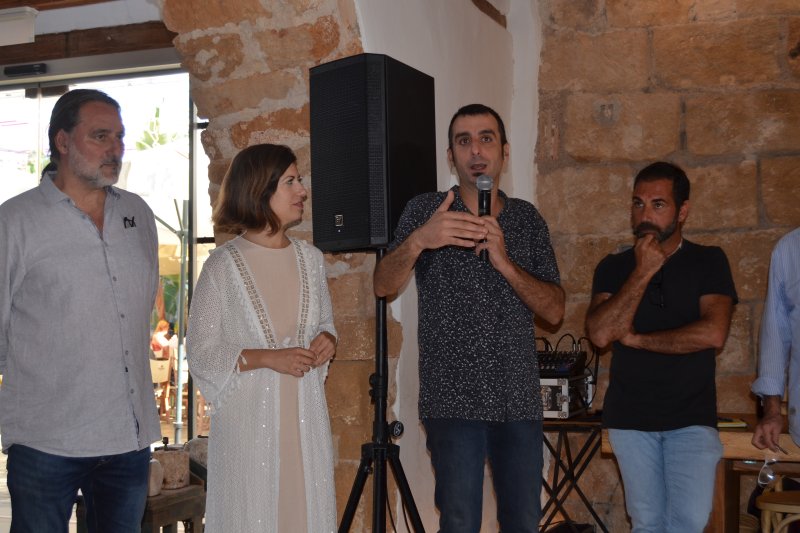 ¿Arròs mariner, a banda o caldero?: Els Magazinos da un paso más en la recuperación de la memoria culinaria de la gente del mar ¿Arròs mariner, a banda o caldero?: Els Magazinos da un paso más en la recuperación de la memoria culinaria de la gente del mar