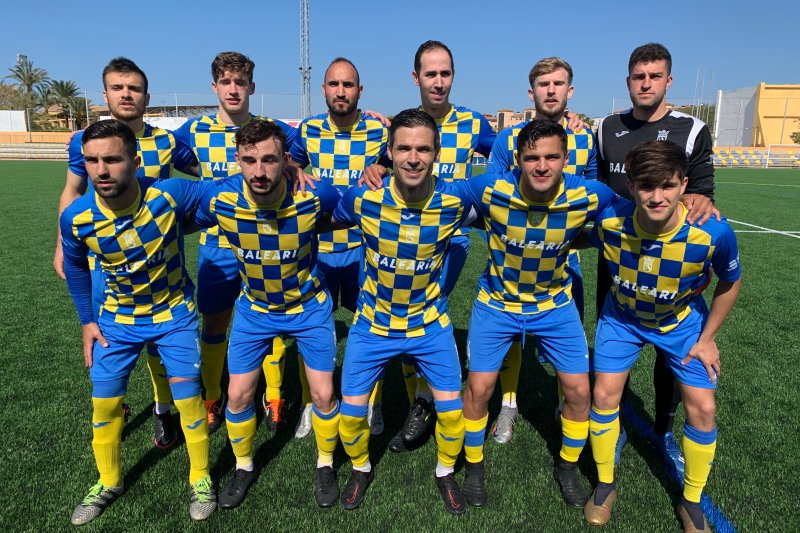 Regional Preferente: El Dénia remonta al Pedreguer (3-2) y el Jávea cae en casa con dos penaltis en contra (0-2) Regional Preferente: El Dénia remonta al Pedreguer (3-2) y el Jávea cae en casa con dos penaltis en contra (0-2)