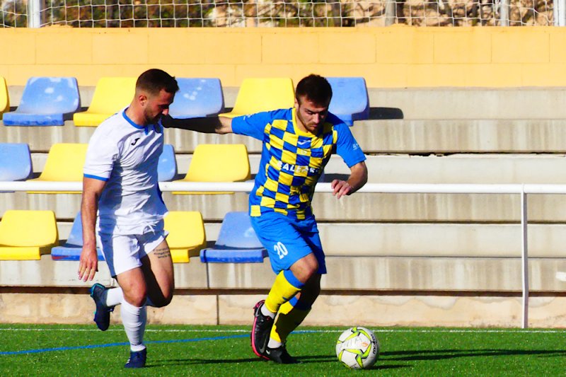 Preferente: El Dénia más resolutivo suma tres puntos de oro frente al Gandia (1-0) Preferente: El Dénia más resolutivo suma tres puntos de oro frente al Gandia (1-0)