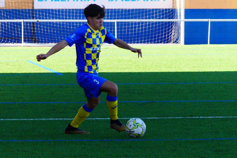 Preferente: El Dénia más resolutivo suma tres puntos de oro frente al Gandia (1-0) Preferente: El Dénia más resolutivo suma tres puntos de oro frente al Gandia (1-0)