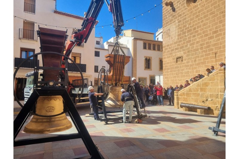 La iglesia de Sant Bertomeu de Xàbia ya luce las cuatro campanas restauradas La iglesia de Sant Bertomeu de Xàbia ya luce las cuatro campanas restauradas