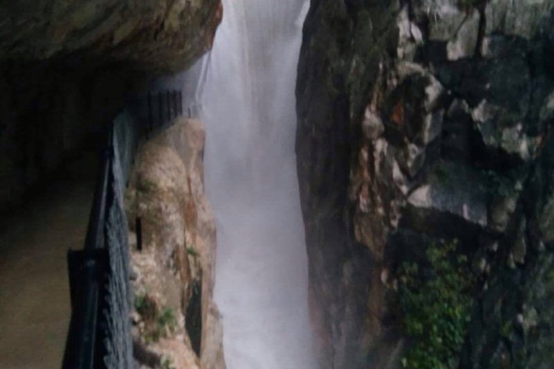 El río Girona se desborda en su cabecera  El río Girona se desborda en su cabecera