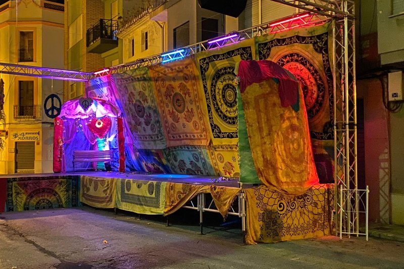 Pego: Tot el muntatge a punt pel Festival d’Arts Escèniques que posa la novetat a la jornada central del carnestoltes pegolí 2020 Pego: Tot el muntatge a punt pel Festival d’Arts Escèniques que posa la novetat a la jornada central del carnestoltes pegolí 2020