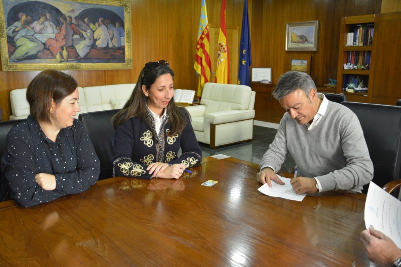Renovación de convenios con entidades locales en Xàbia Renovación de convenios con entidades locales en Xàbia
