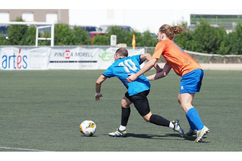 Fútbol: Orba, El Verger y Teulada-Moraira avanzan en La Nostra Copa Fútbol: Orba, El Verger y Teulada-Moraira avanzan en La Nostra Copa